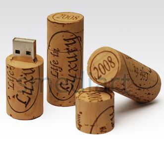 http://mindful-shopper.com/wp-content/uploads/2015/02/USB-Wine-Cork.jpg